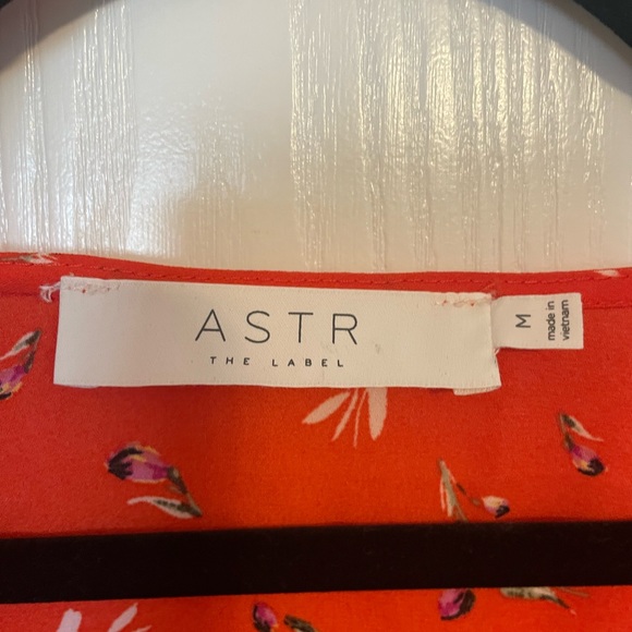 ASTR Women’s Blouse, Size Medium - Picture 2 of 3